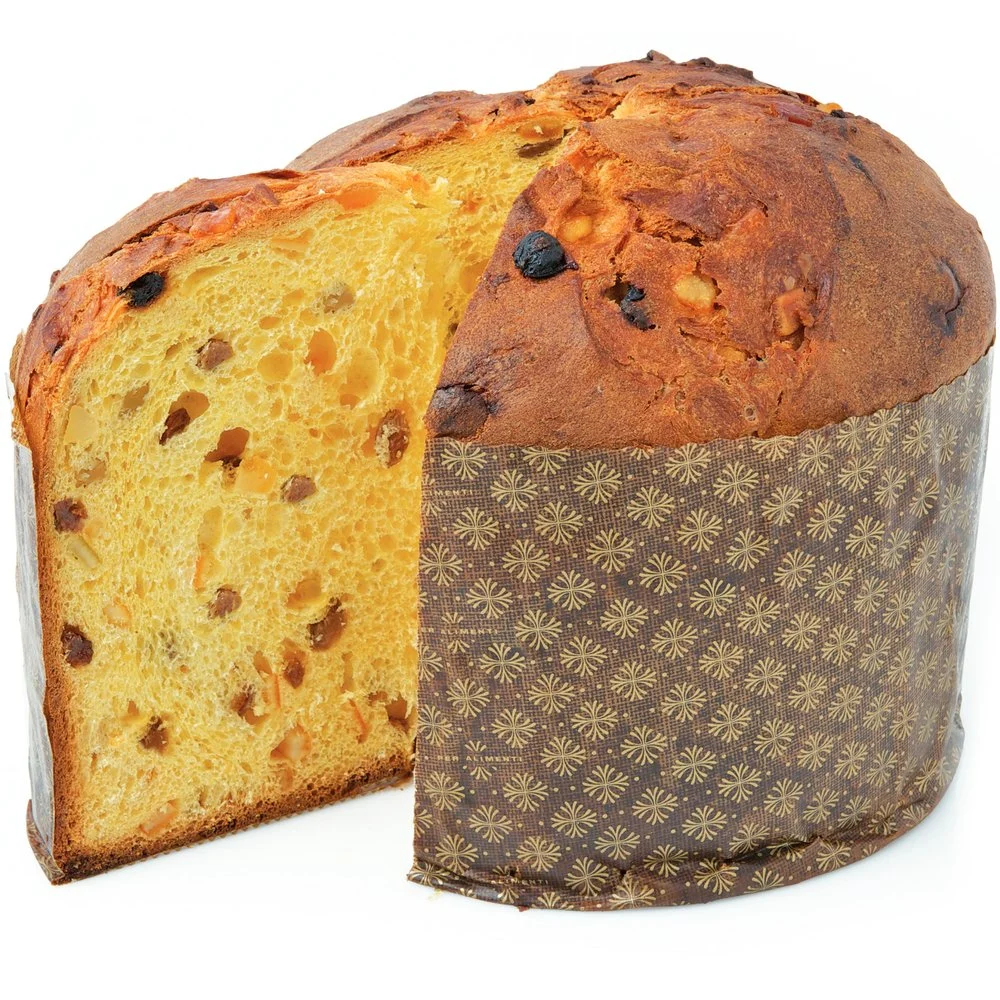 panettone klasik s hrozienkami a citrusmi